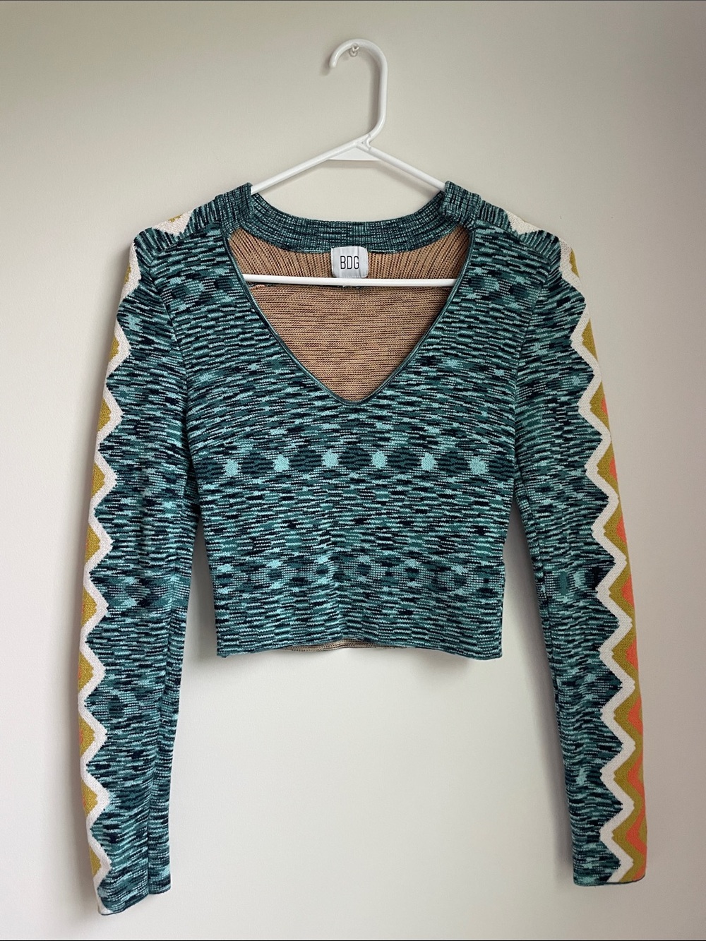 Urban Outfitters BDG Teal & Orange Zig Zag Retro Cropped Sweater